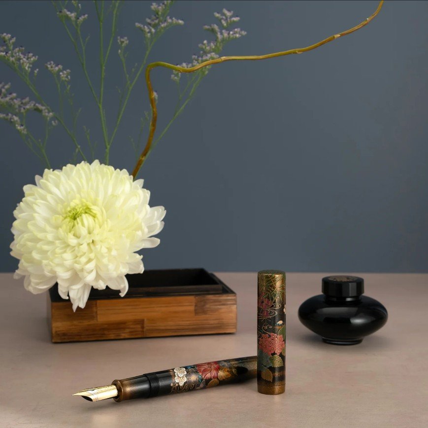 Namiki Emperor Maki-e Fountain Pen – Blooming Flowers in Profusion (Limited Edition 2025) - Ảnh 8