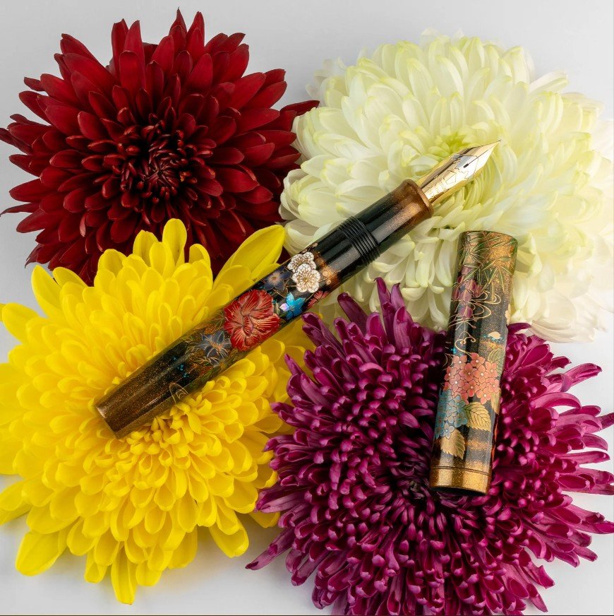 Namiki Emperor Maki-e Fountain Pen – Blooming Flowers in Profusion (Limited Edition 2025) - Ảnh 10