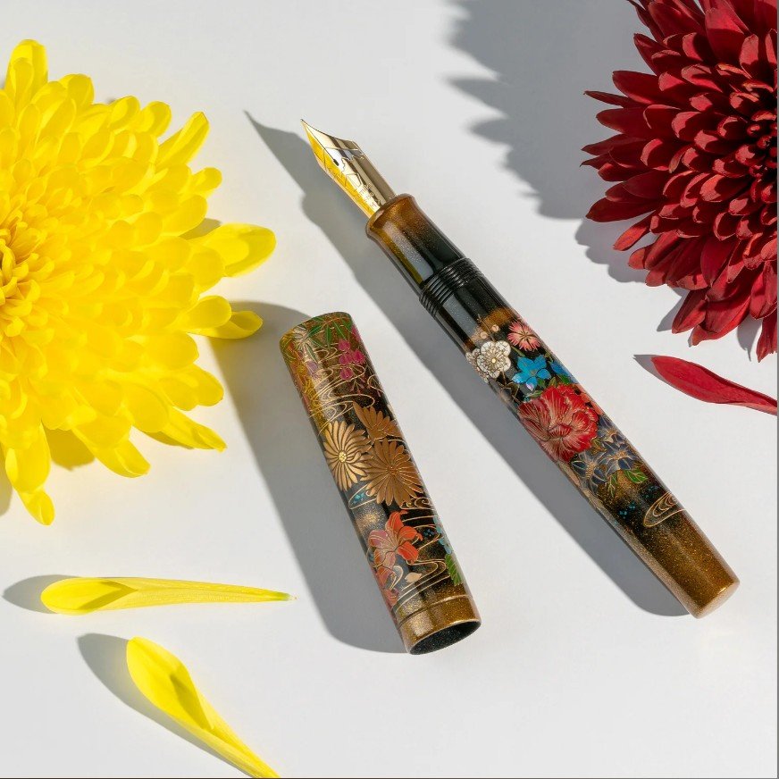 Namiki Emperor Maki-e Fountain Pen – Blooming Flowers in Profusion (Limited Edition 2025) - Ảnh 6